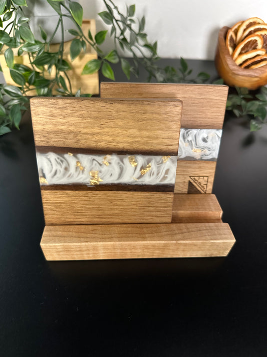 Golden Leaf River (Limited edition) - Walnut and resin coasters set