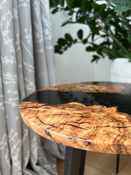 Olyvea - exquisite accent table (One of a kind)